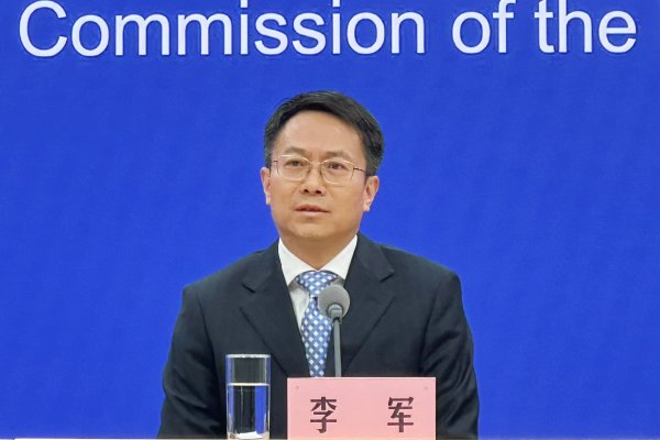 亿策略 国家卫健委：新版《职业病分类和目录》新增两类职业病 将于8月1日施行